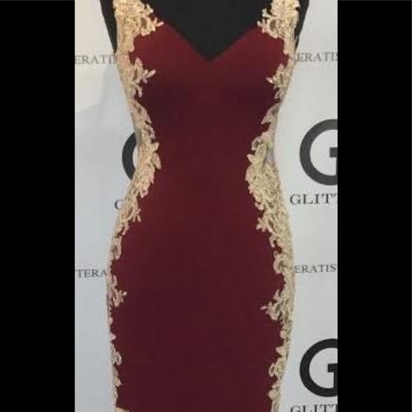 Beautiful Jovani dress. Color is Red/ Nude. Size 6. - Picture 3 of 6